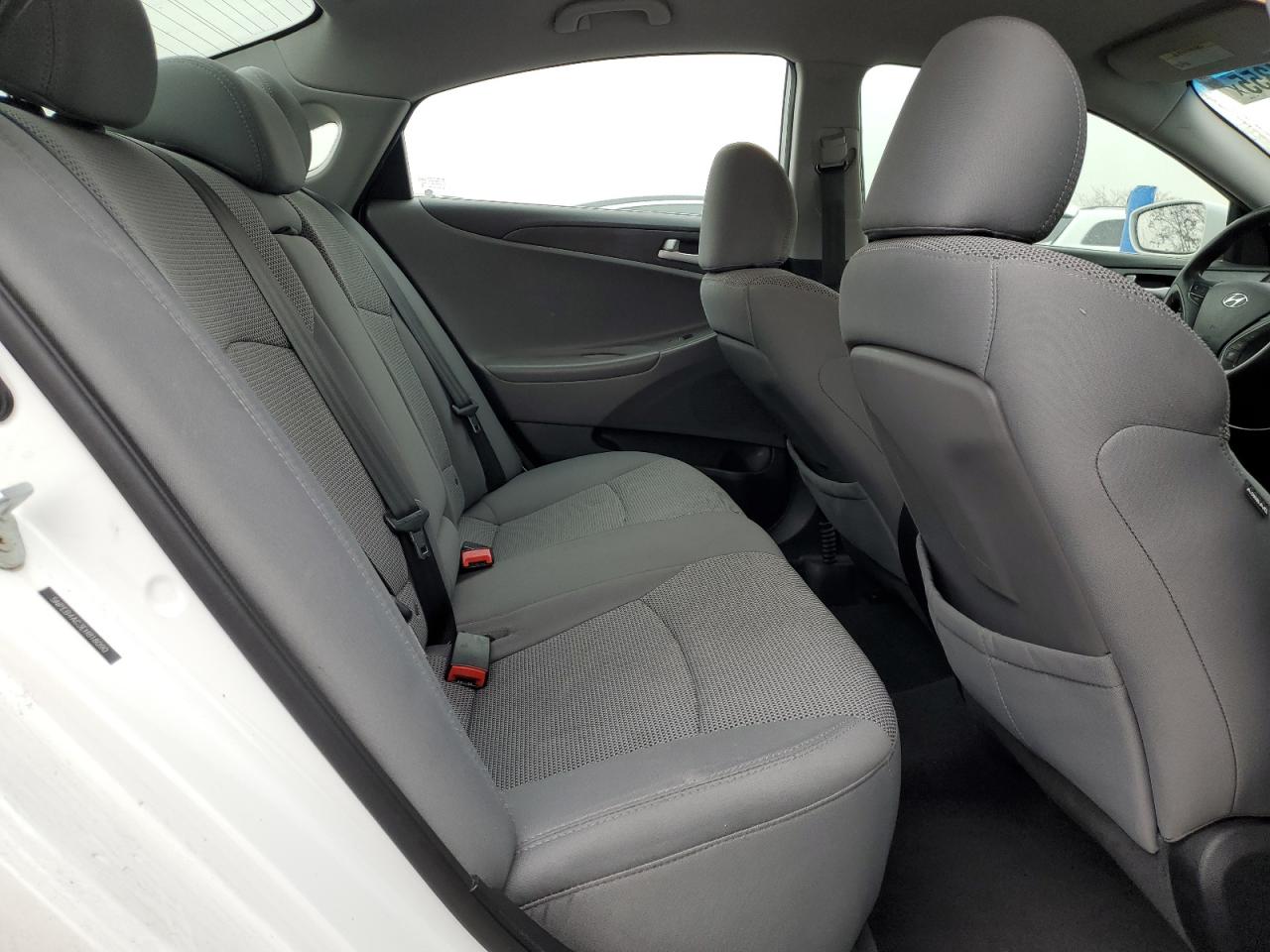 Hyundai SONATA Gls Image 12