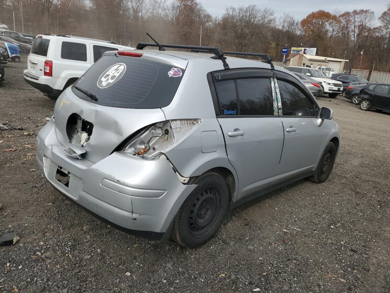 Nissan Versa S Image 3
