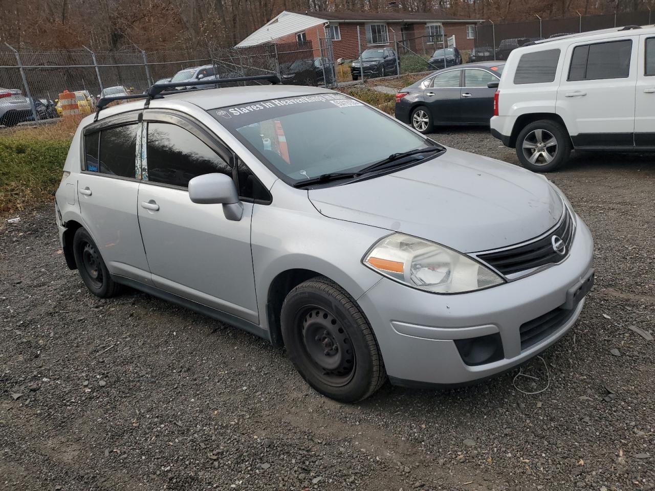 Nissan Versa S Image 2