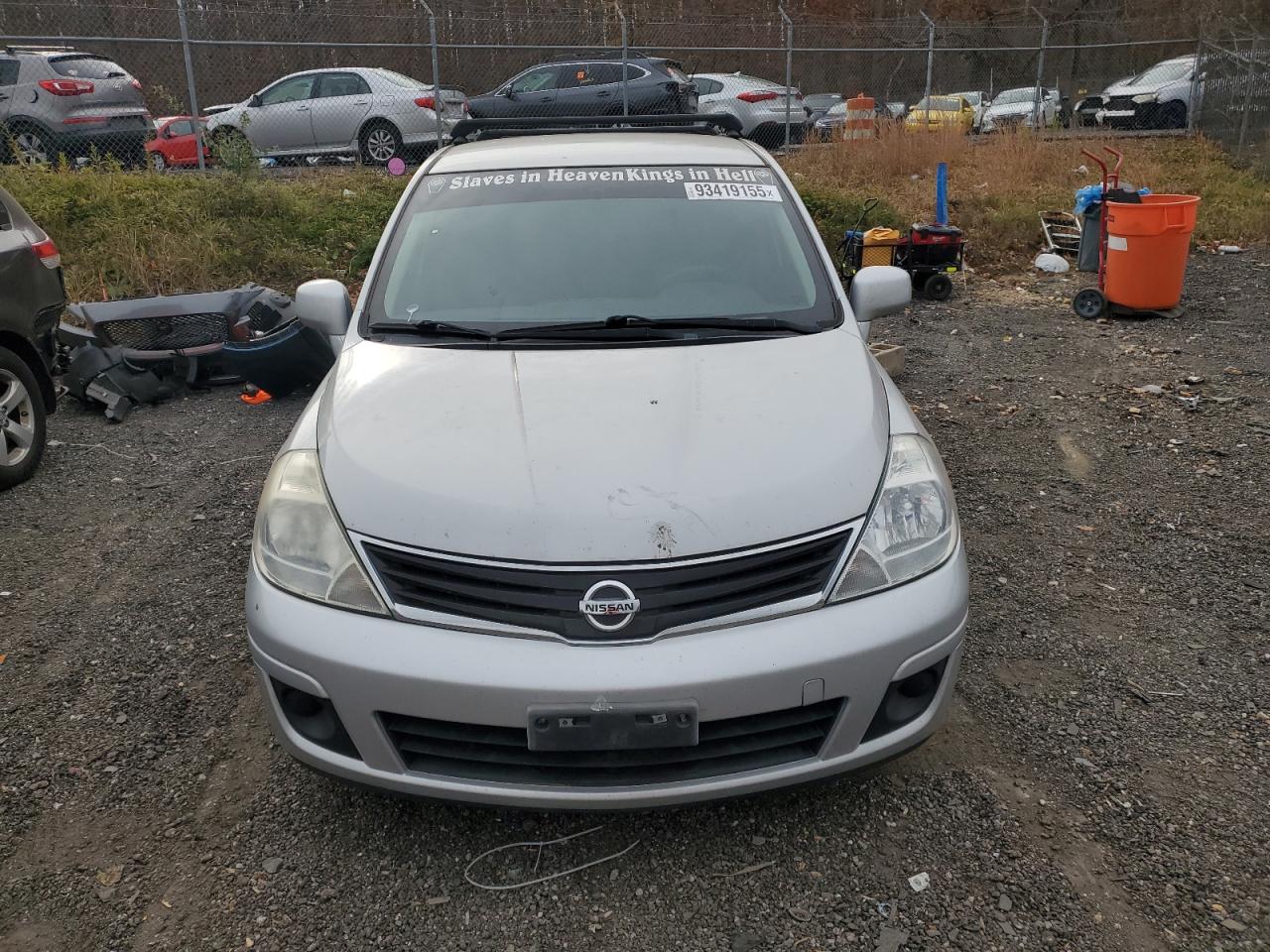 Nissan Versa S Image 6