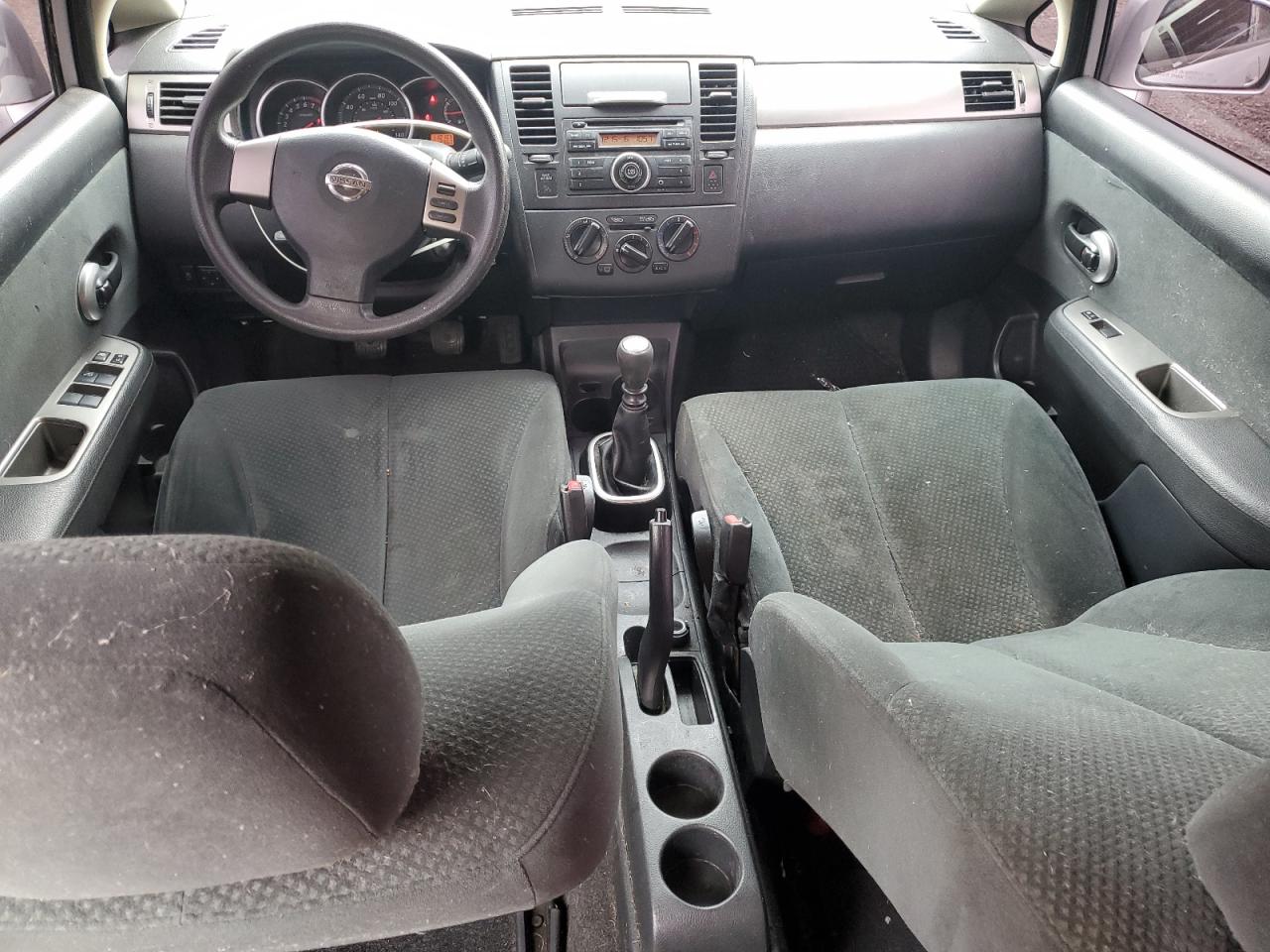 Nissan Versa S Image 11