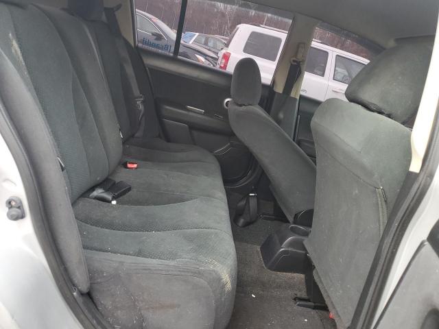 Nissan Versa S Image 12