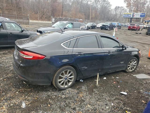 Ford Fusion Se Phev Image 10