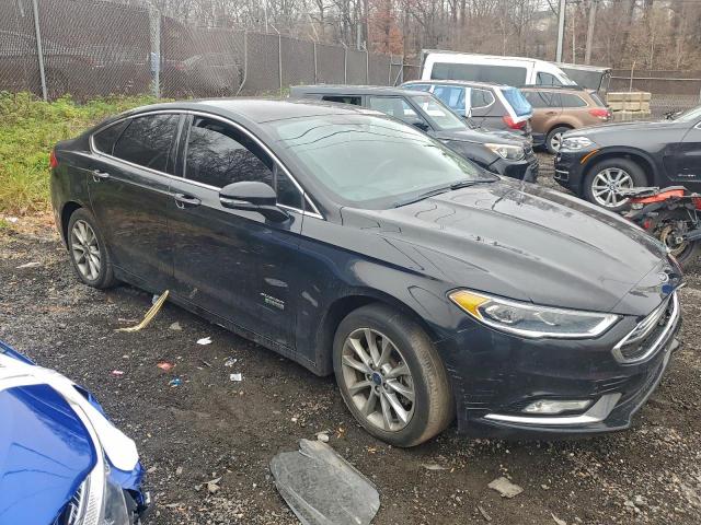 Ford Fusion Se Phev Image 2
