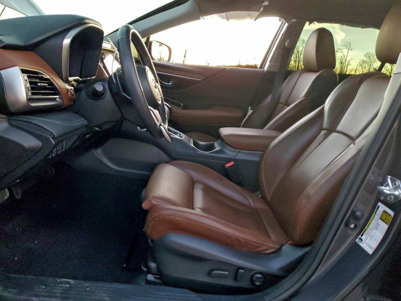 Subaru Outback Touring Image 6