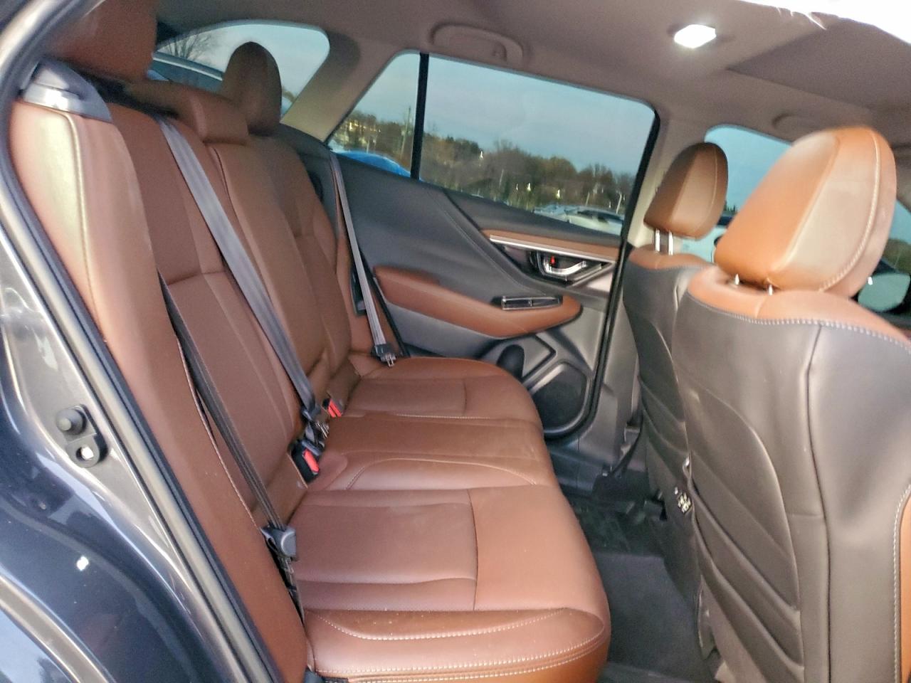 Subaru Outback Touring Image 9