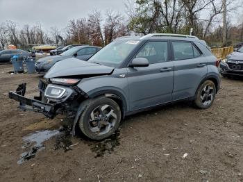  Salvage Hyundai VENUE