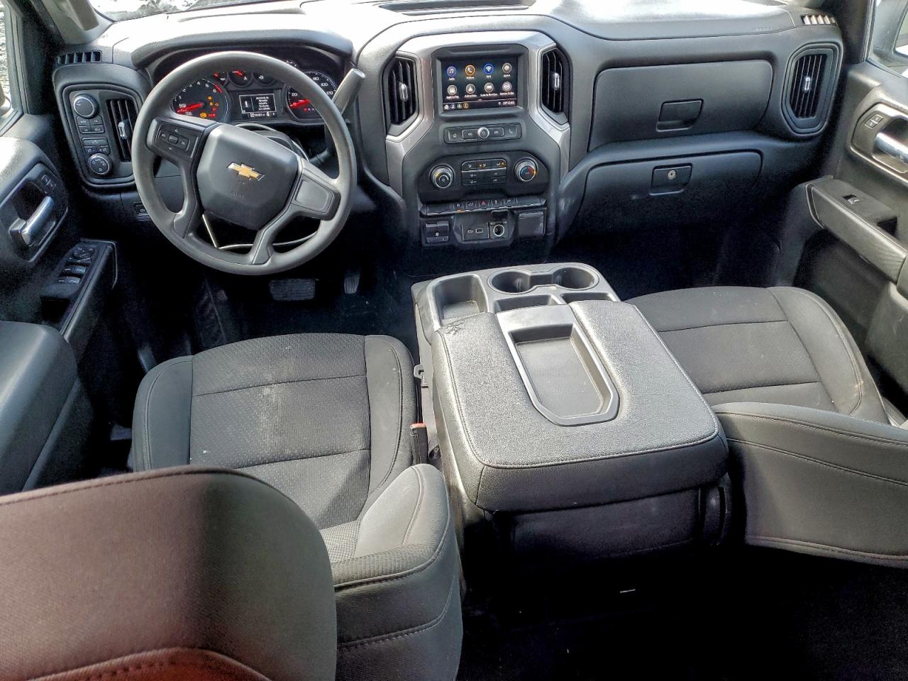 Chevrolet Silverado K1500 Custom Image 9