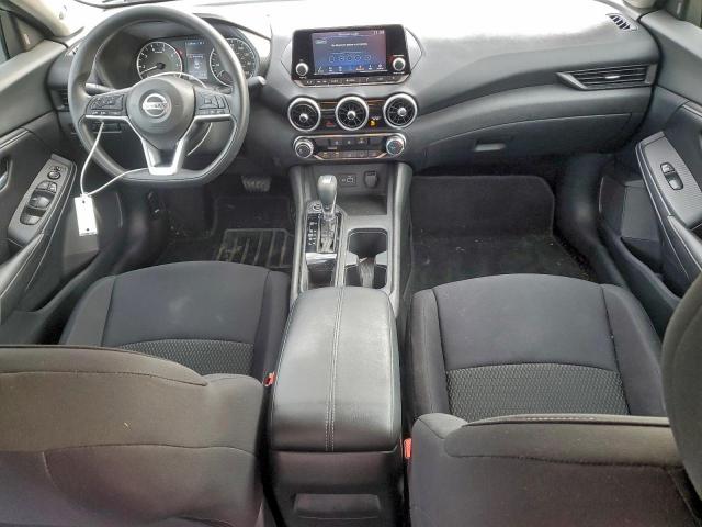 Nissan Sentra S Image 6