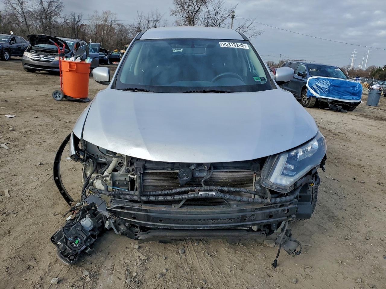 Nissan Rogue S Image 7