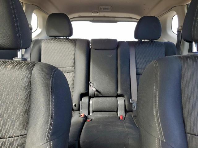 Nissan Rogue S Image 9