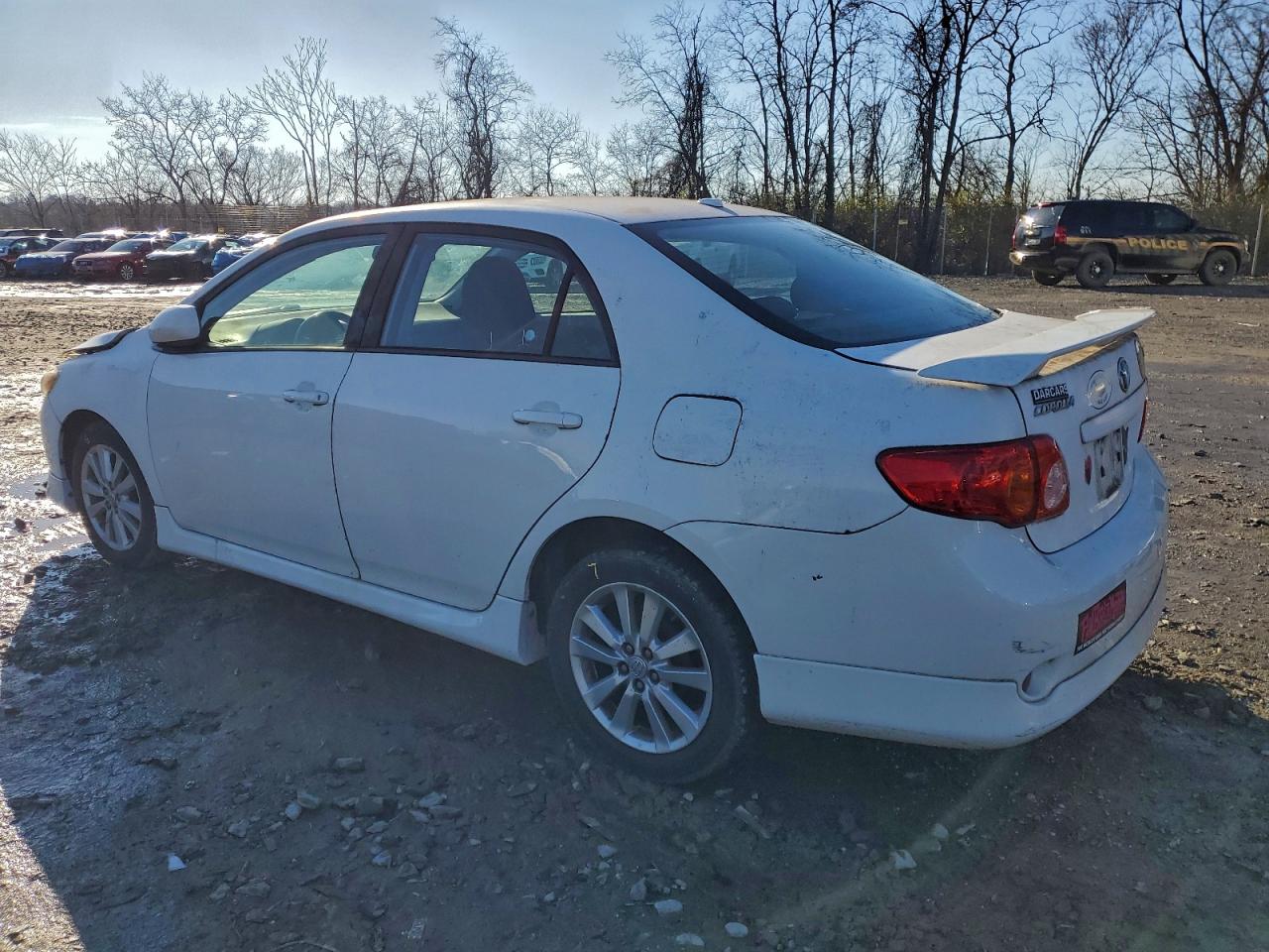 Toyota Corolla Base Image 2