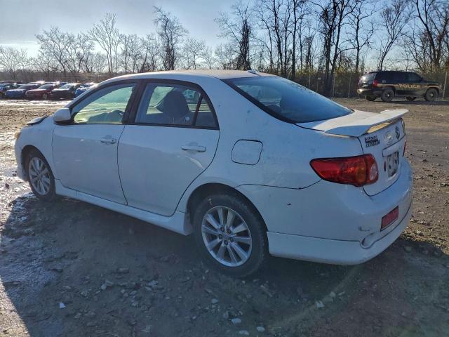 Toyota Corolla Base Image 2