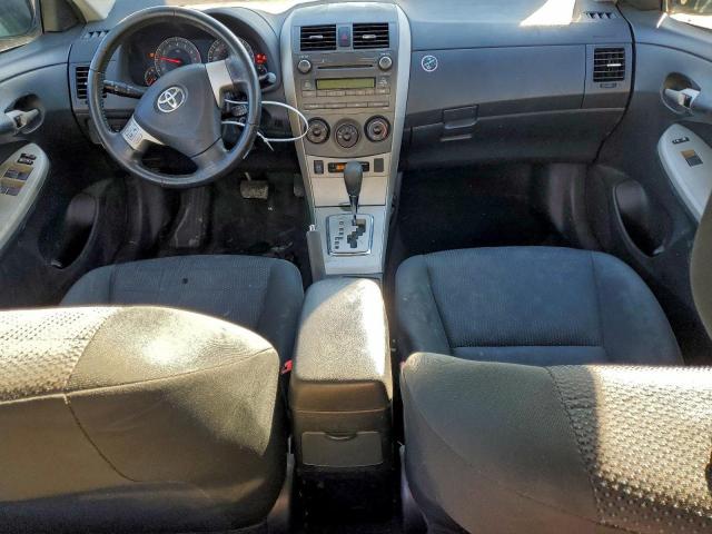 Toyota Corolla Base Image 6