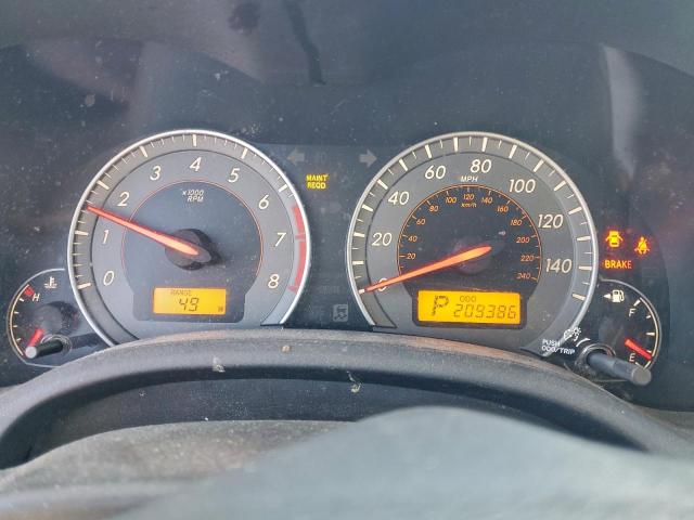 Toyota Corolla Base Image 9