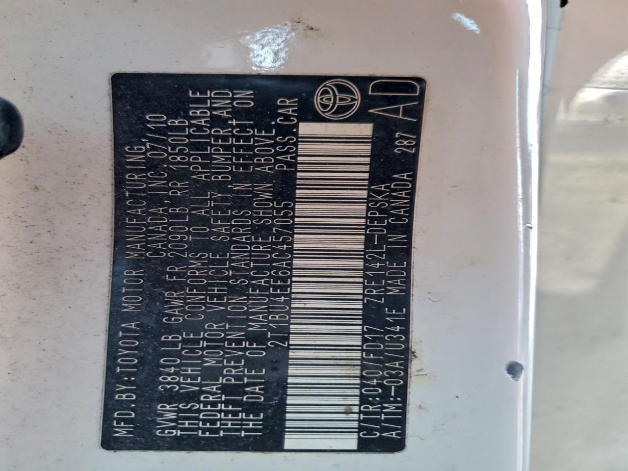 Toyota Corolla Base Image 12