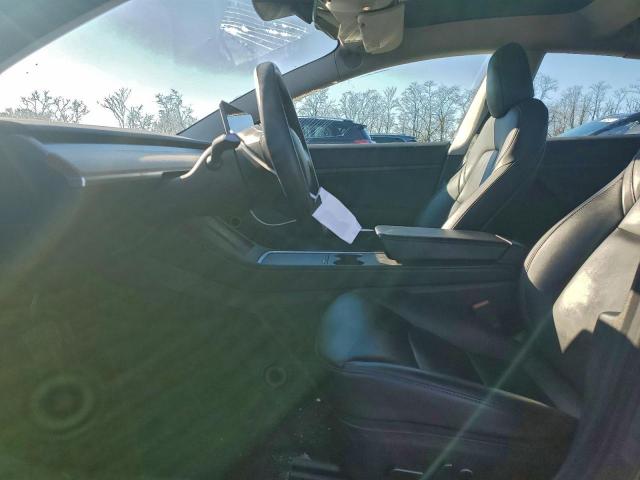 Tesla Model 3 Image 6