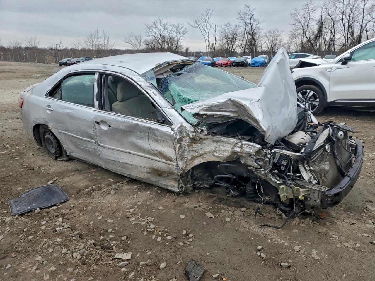 Toyota Camry Base Image 10