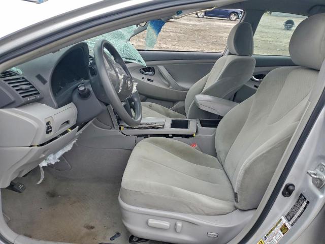 Toyota Camry Base Image 5