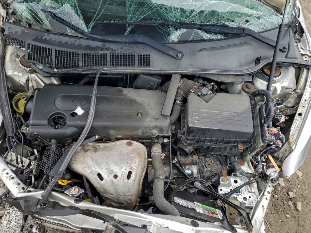 Toyota Camry Base Image 11