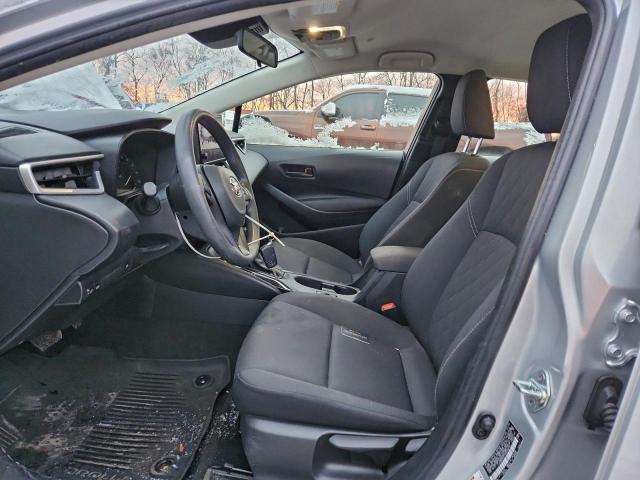 Toyota Corolla Le Image 6