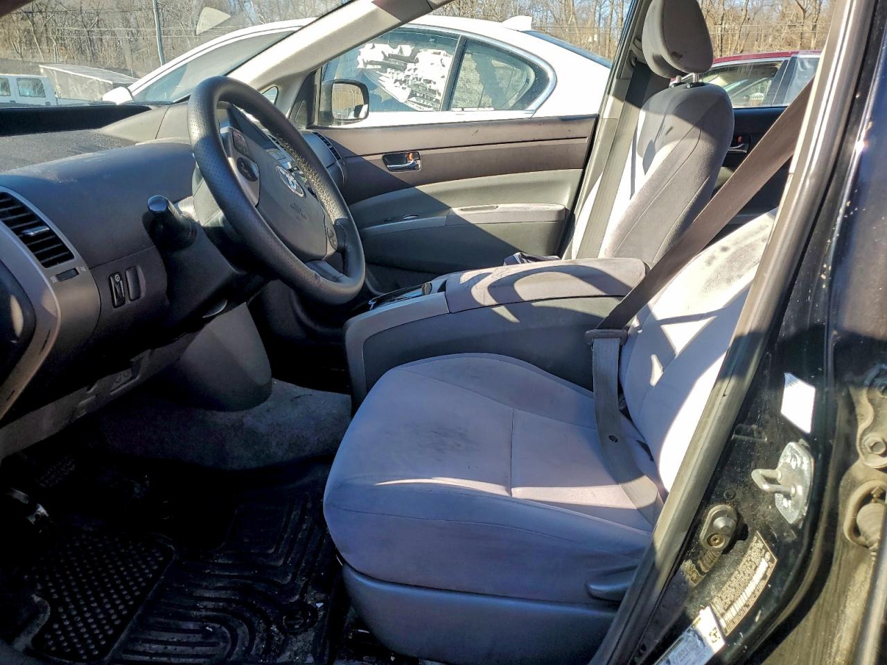 Toyota Prius Image 10