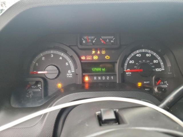 Ford Econoline E250 Van Image 11