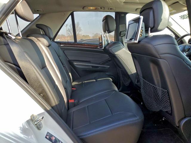 Mercedes-Benz M-Class 350 4matic Image 8