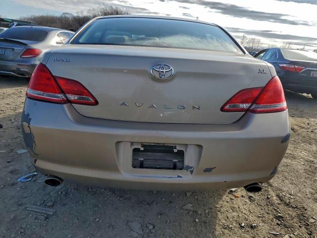 Toyota Avalon Xl Image 7