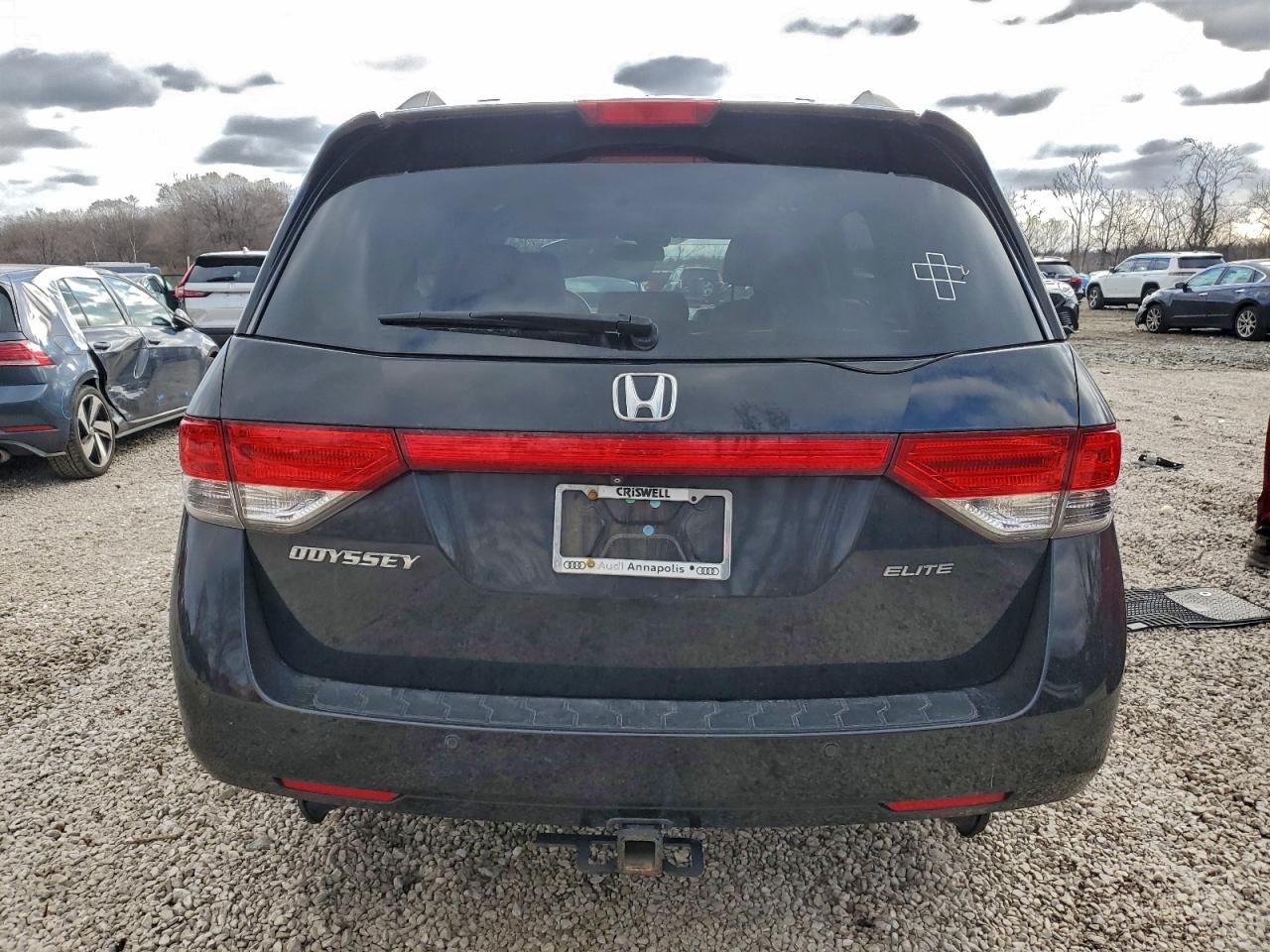 Honda Odyssey Touring Image 5