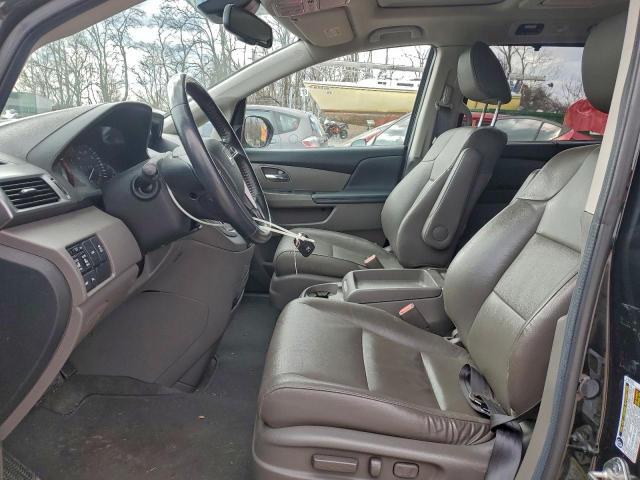 Honda Odyssey Touring Image 12