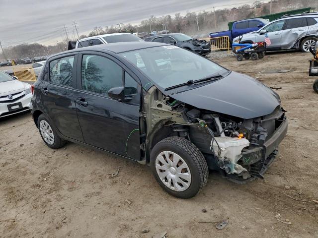 Toyota Yaris Image 2