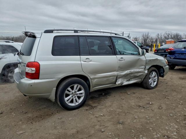 Toyota Highlander Hybrid Image 2