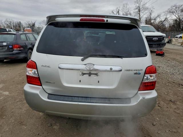 Toyota Highlander Hybrid Image 12