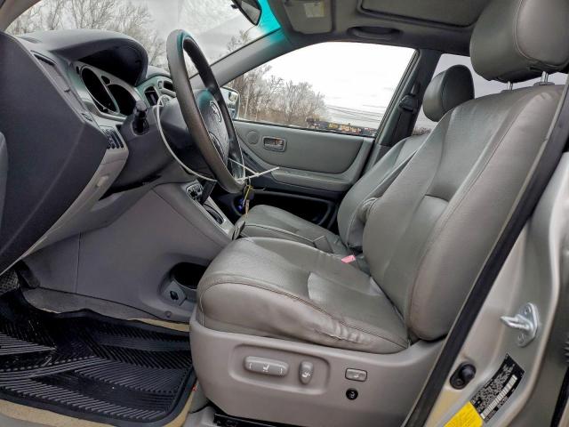 Toyota Highlander Hybrid Image 9