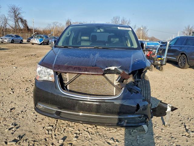 Chrysler Minivan Touring L Image 5