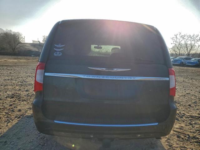 Chrysler Minivan Touring L Image 7