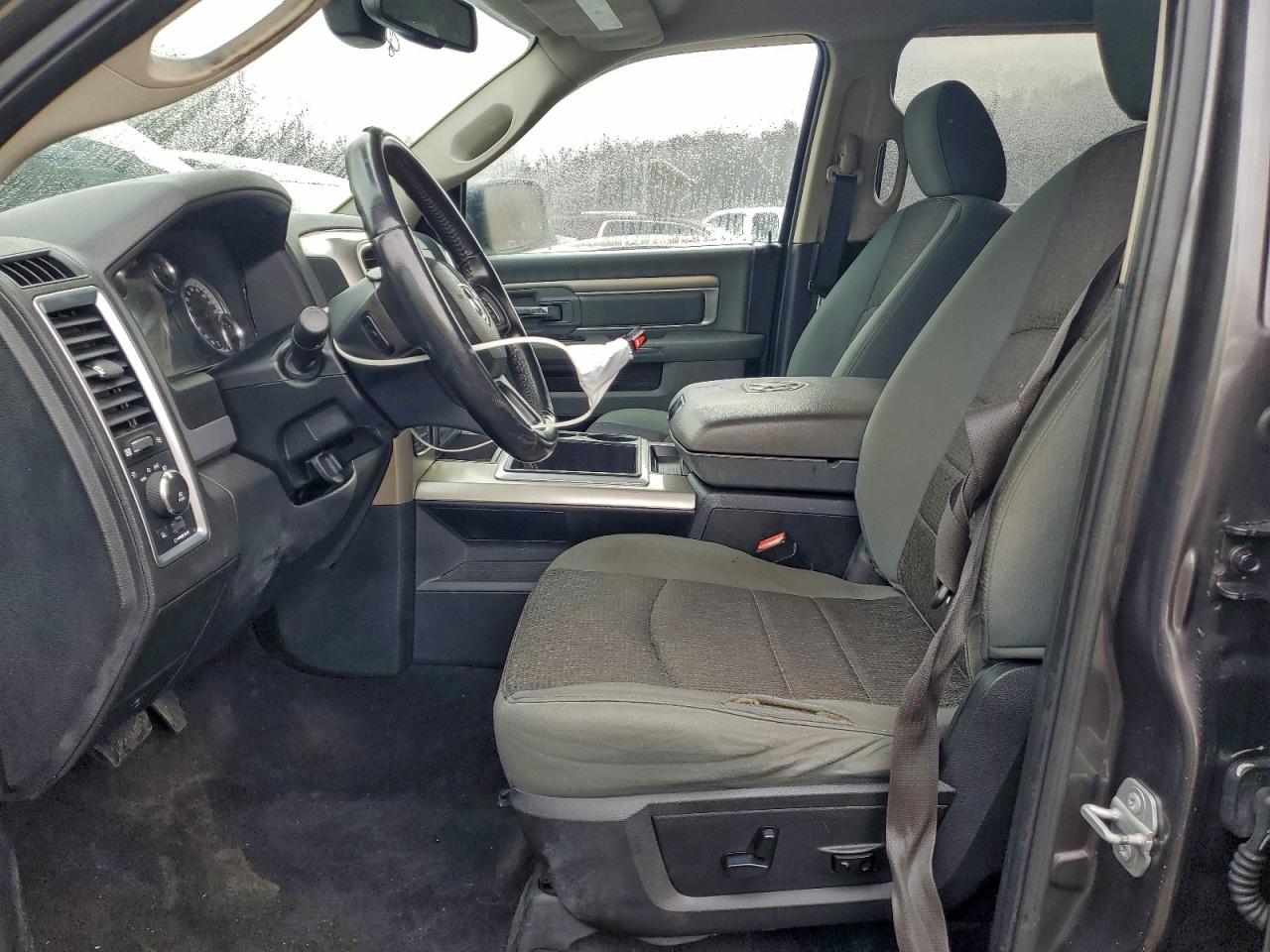 Ram 1500 Slt Image 3