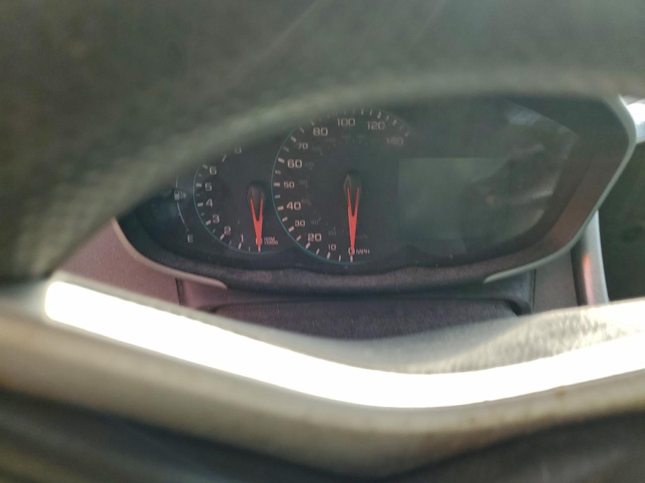 Chevrolet Sonic Lt Image 7