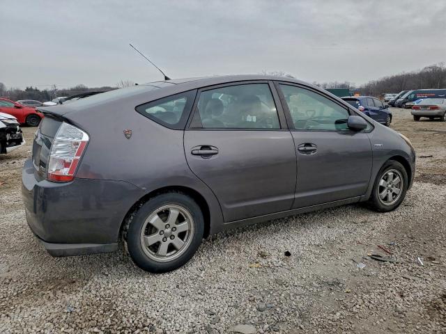 Toyota Prius Image 2