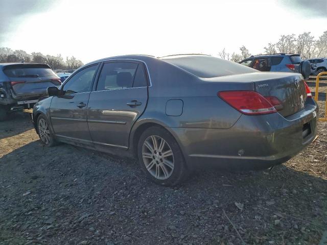 Toyota Avalon Xl Image 2