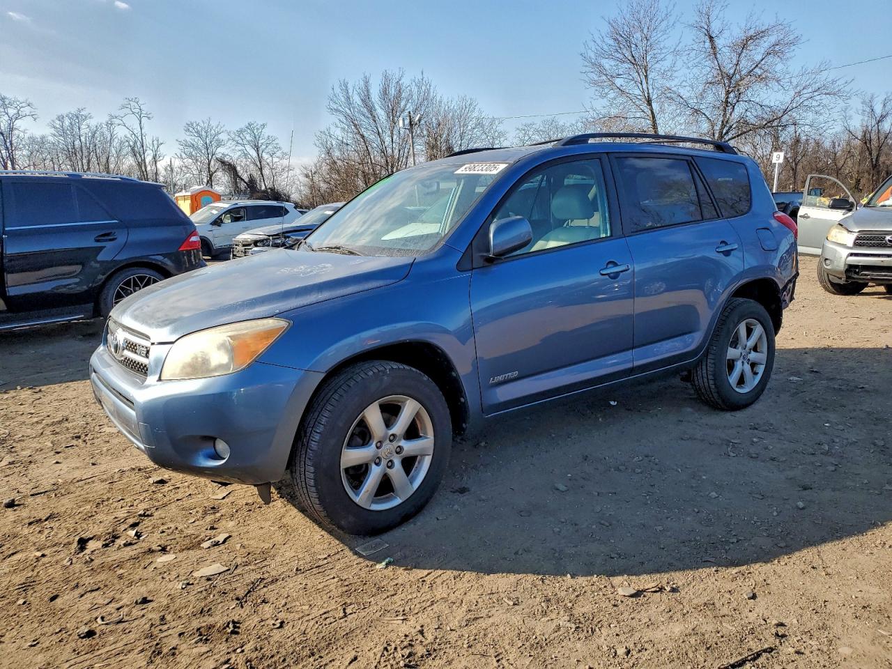 Toyota RAV4 Limited Image 1