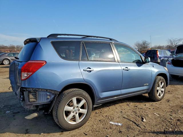 Toyota RAV4 Limited Image 4
