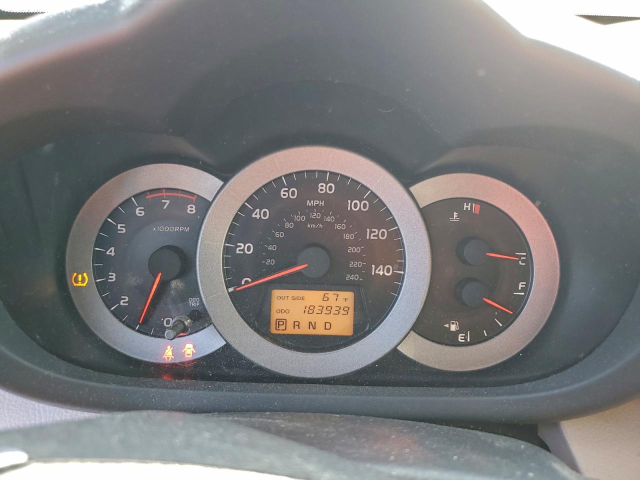 Toyota RAV4 Limited Image 8