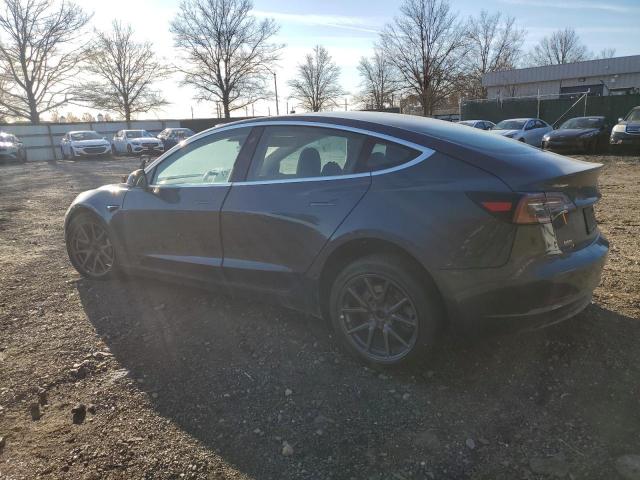 Tesla Model 3 Image 3