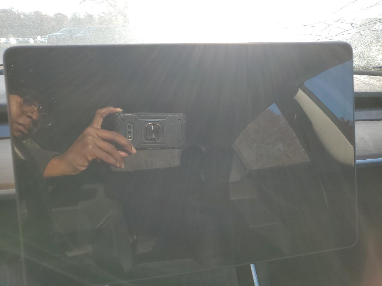 Tesla Model 3 Image 6