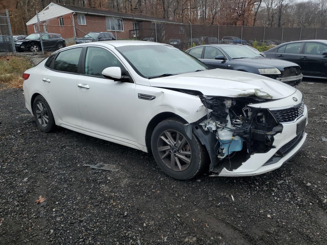 Kia Optima Lx Image 12