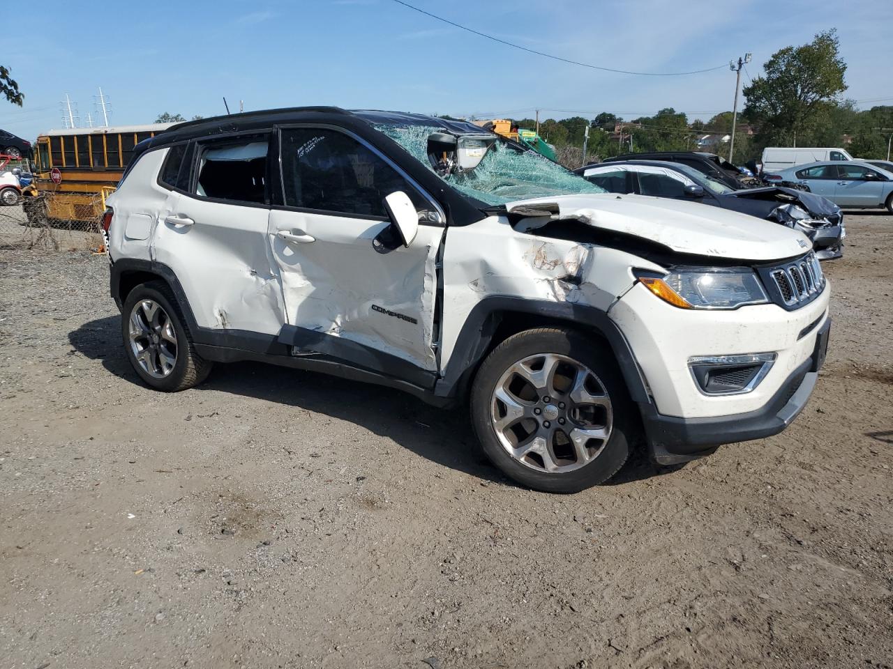 Jeep Compass Limited Image 4