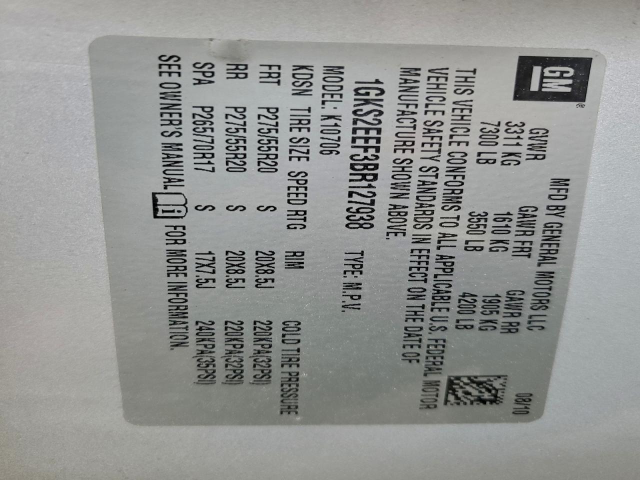 GMC Yukon Denali Image 12