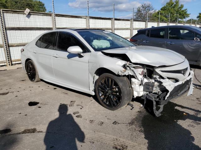 Toyota Camry Xse Image 11